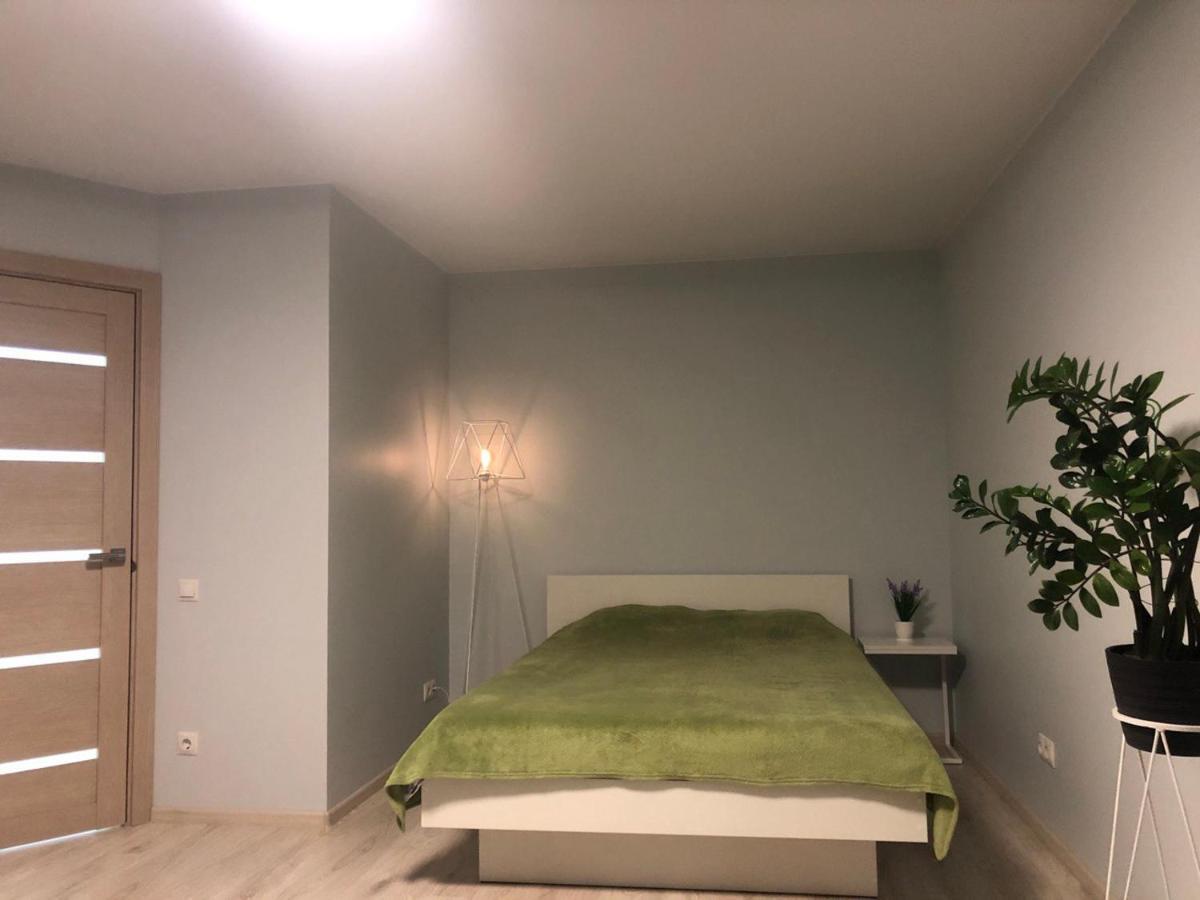 Stylish And Comfortable Apartment In The Center Tsjerkasij Eksteriør bilde